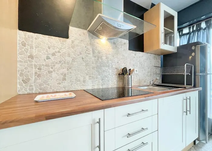 #f7 The Contemporary 6 Sleeps Wifi Tramway * Grenoble