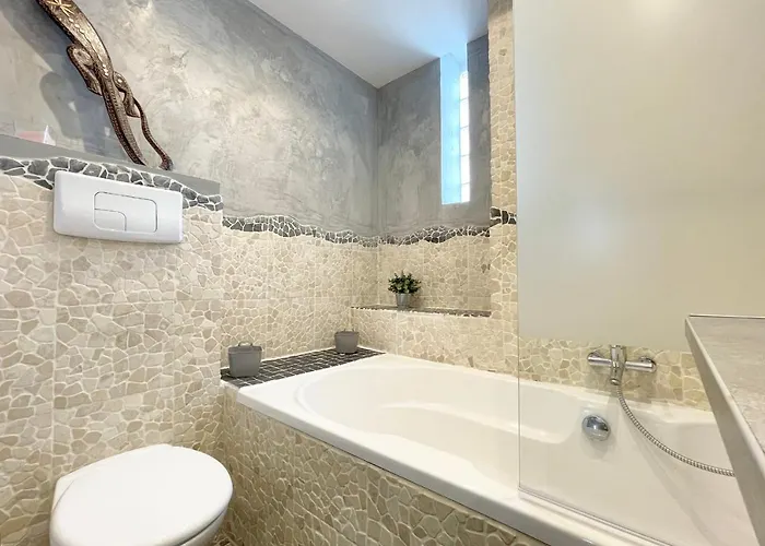 Appartamento #f7 The Contemporary 6 Sleeps Wifi Tramway Grenoble